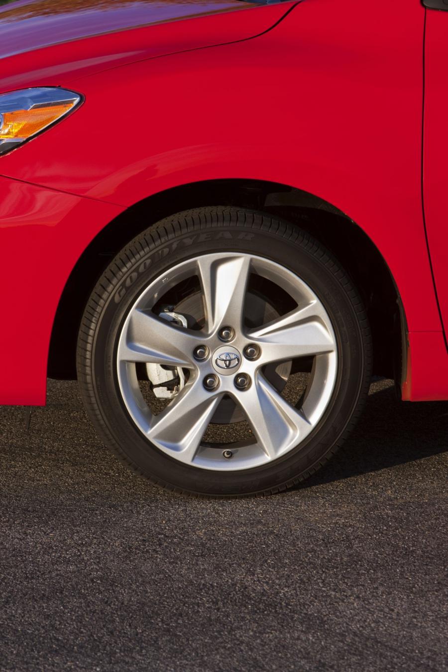  Toyota Matrix 2011 года  (фото 26 из 38)